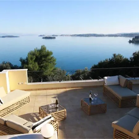 Corfu Kommeno Bay